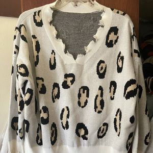 Amazon Cheetah Sweater. Size Large